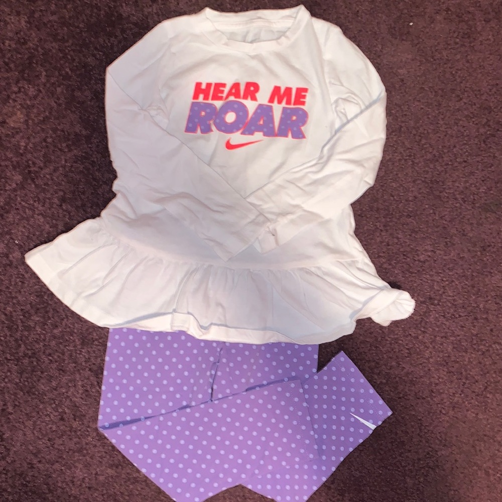 Toddler girls Nike Set